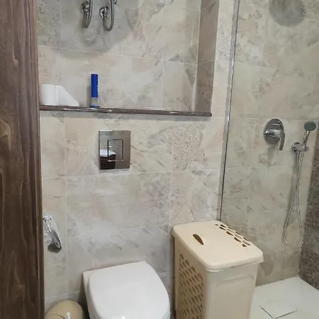 Aquamarine Sea Front - Elevated Ground Floor With Balcony And Yard Daire Marsaskala